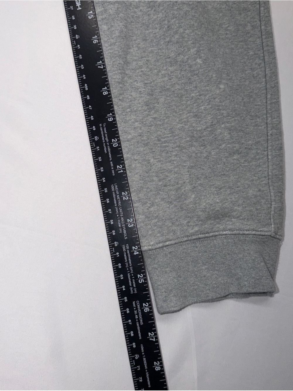 Nike Sportswear Gray Fleece Jogger Sweatpants Men’s Medium - Picture 3 of 8